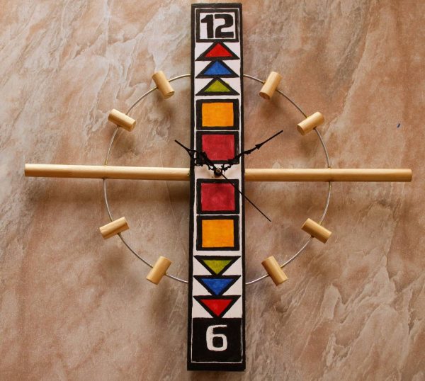 African wall clock 1